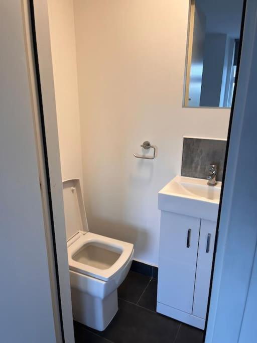 The Serviced Accommodations Harlow Extérieur photo